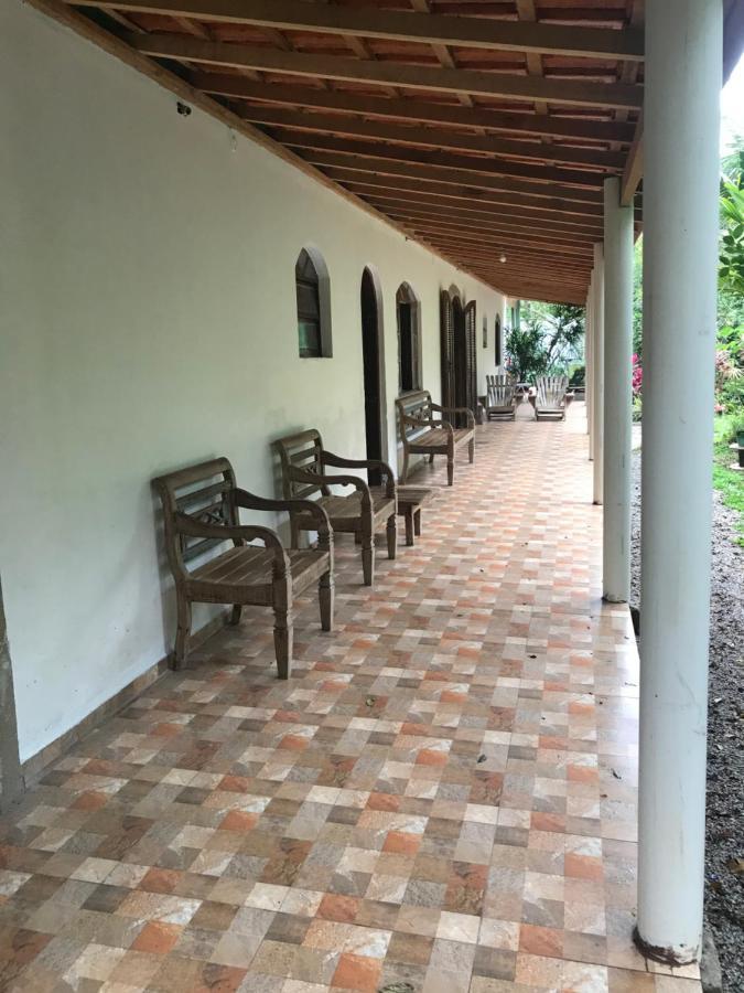 Suites Proximo Ao Rio Jaguareguava Em Bertioga Buitenkant foto